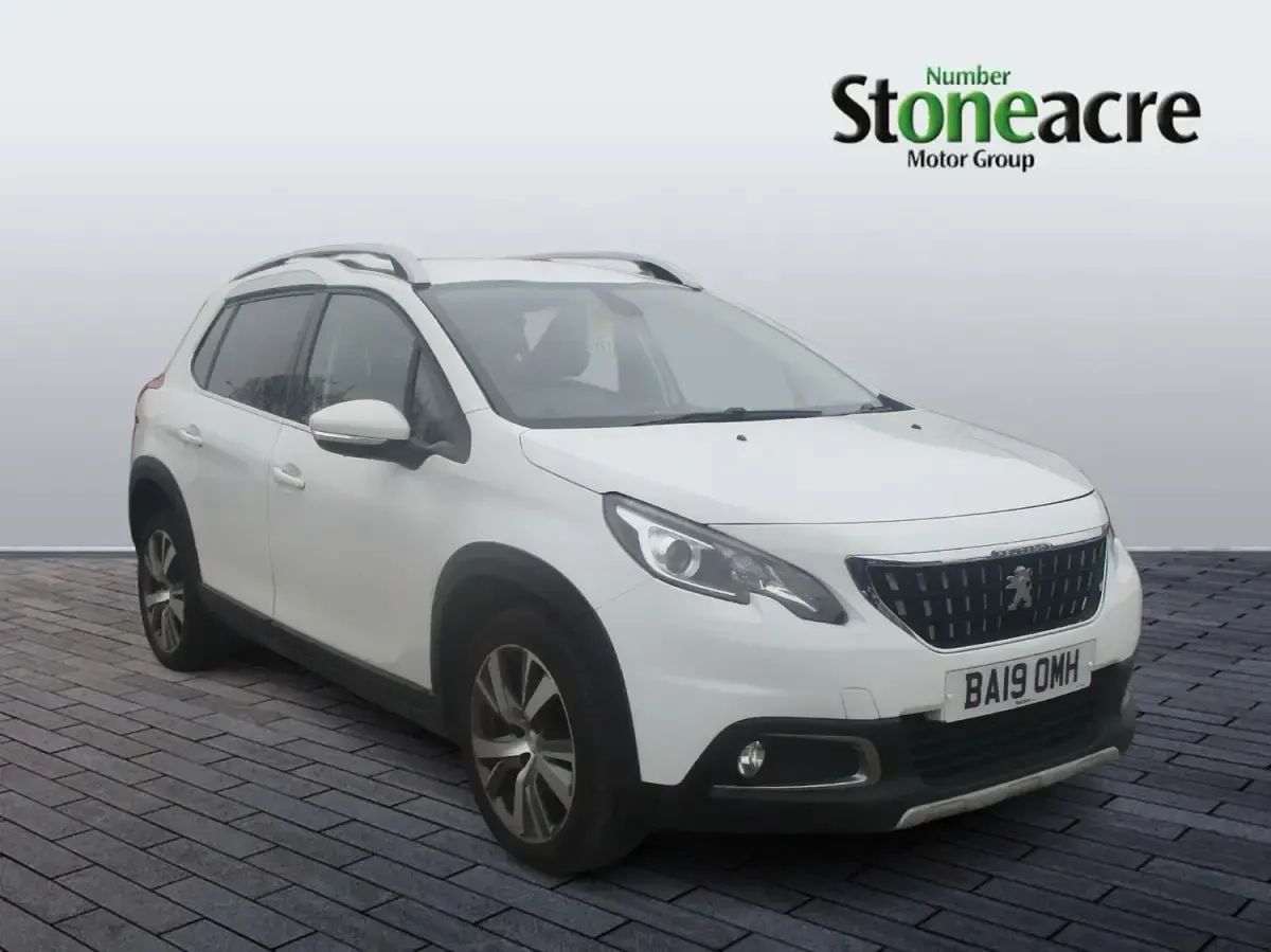 Begagnad Peugeot 2008 Allure 110 HK (80 kW) 2019 Vit SUV