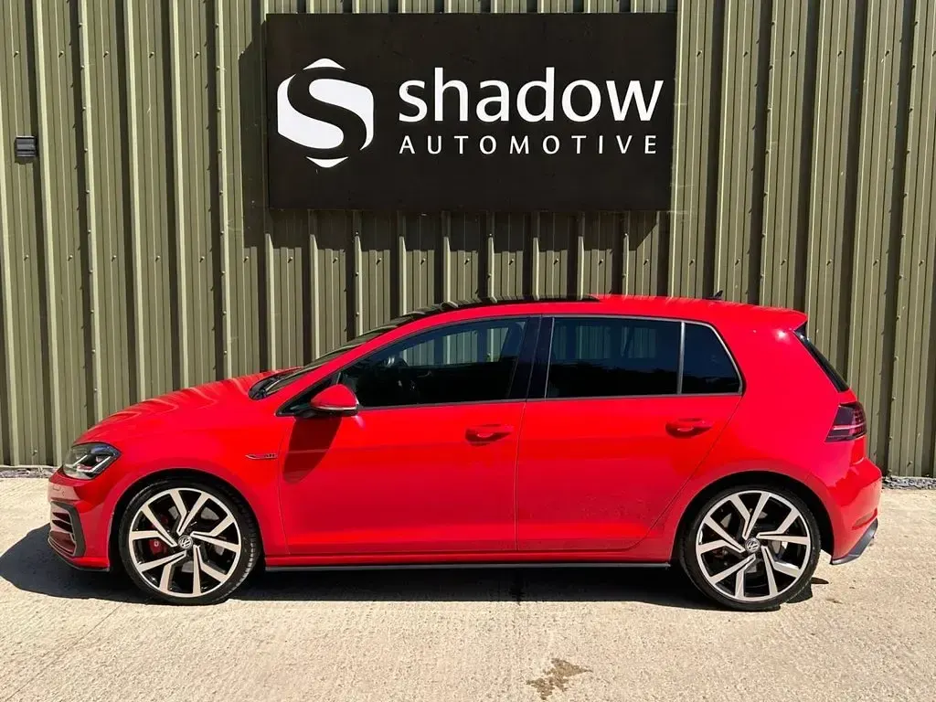 Used VW Golf VII GTI 245 HP (180 kW) 2018 Red Hatchback