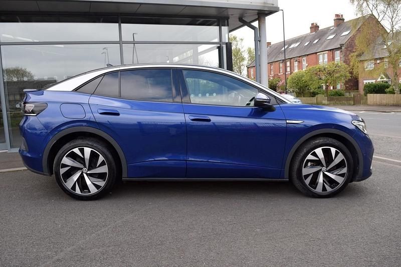 Usado VW ID.5 Pro Performance 150 kW (204 HP) 2022 Azul SUV