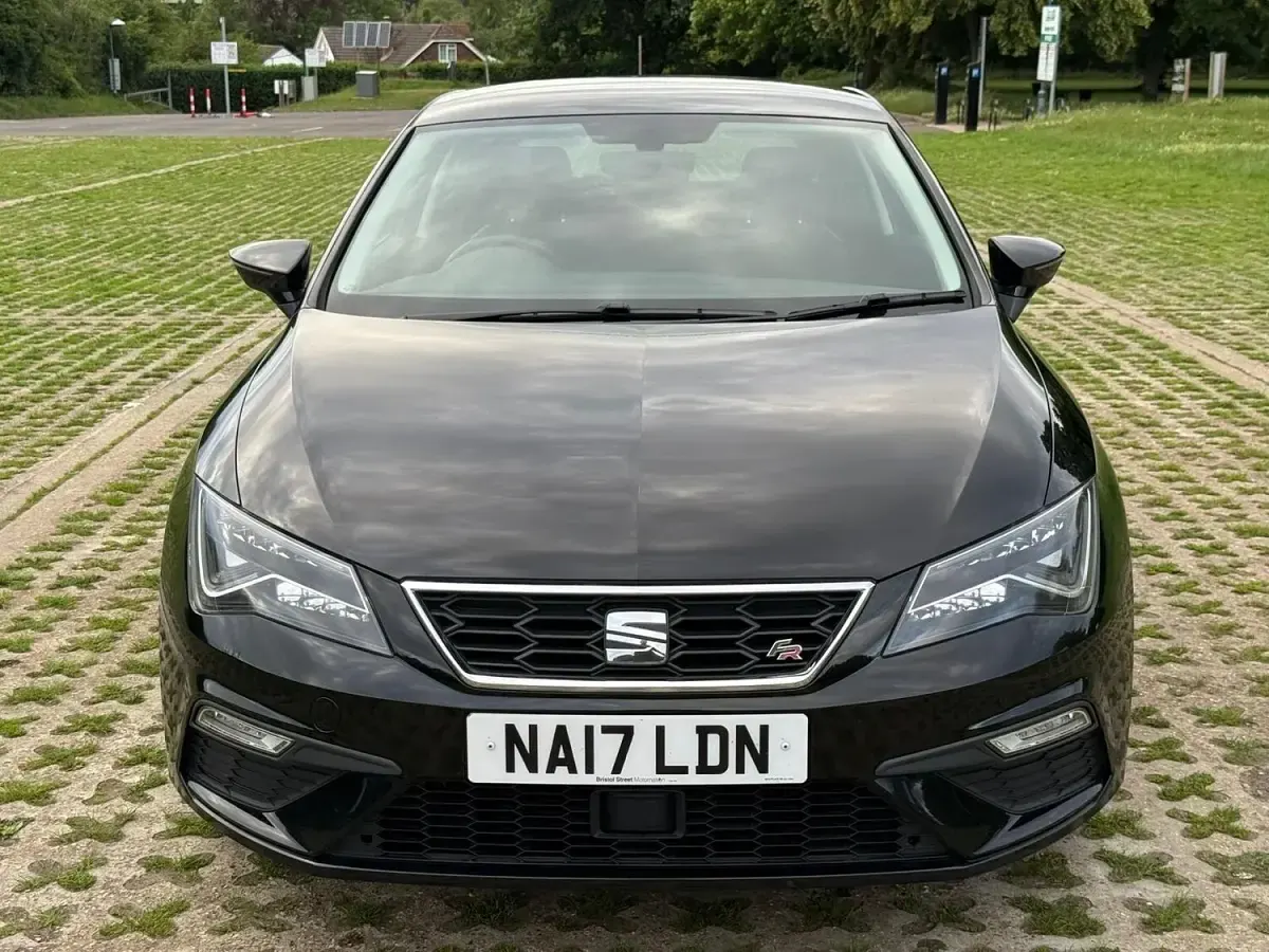 Used Seat Leon FR 150 HP (110 kW) 2017 Black Coupe