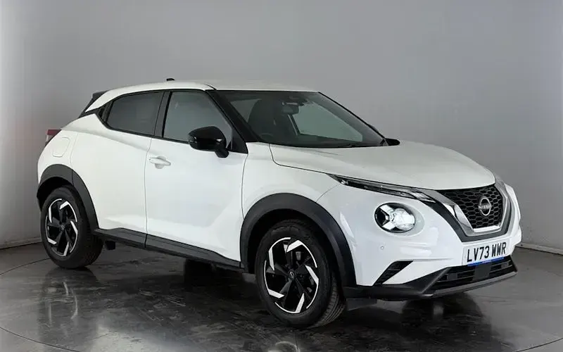 Usado Nissan Juke N-Connecta 114 HP (83 kW) 2023 SUV