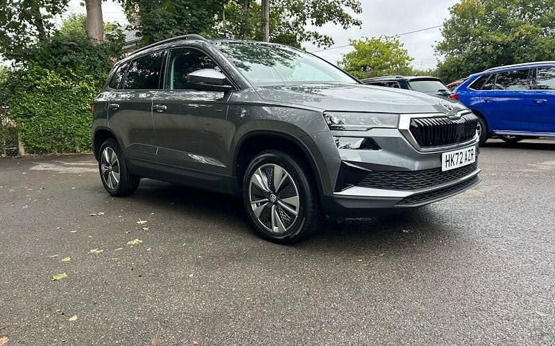 Used 2025 Skoda Karoq SE Drive SUV | £18,701 (Good price) - Image 1/3