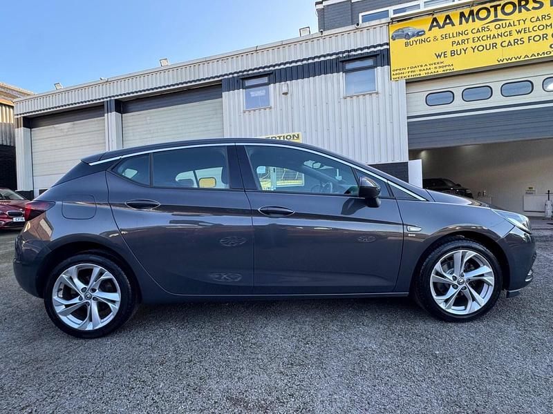 Used Vauxhall Astra SRi 150 HP (110 kW) 2016 Grey Hatchback