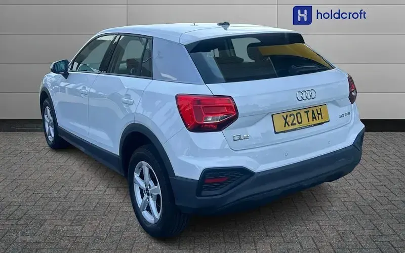 Used Audi Q2 110 HP (80 kW) 2022 White SUV