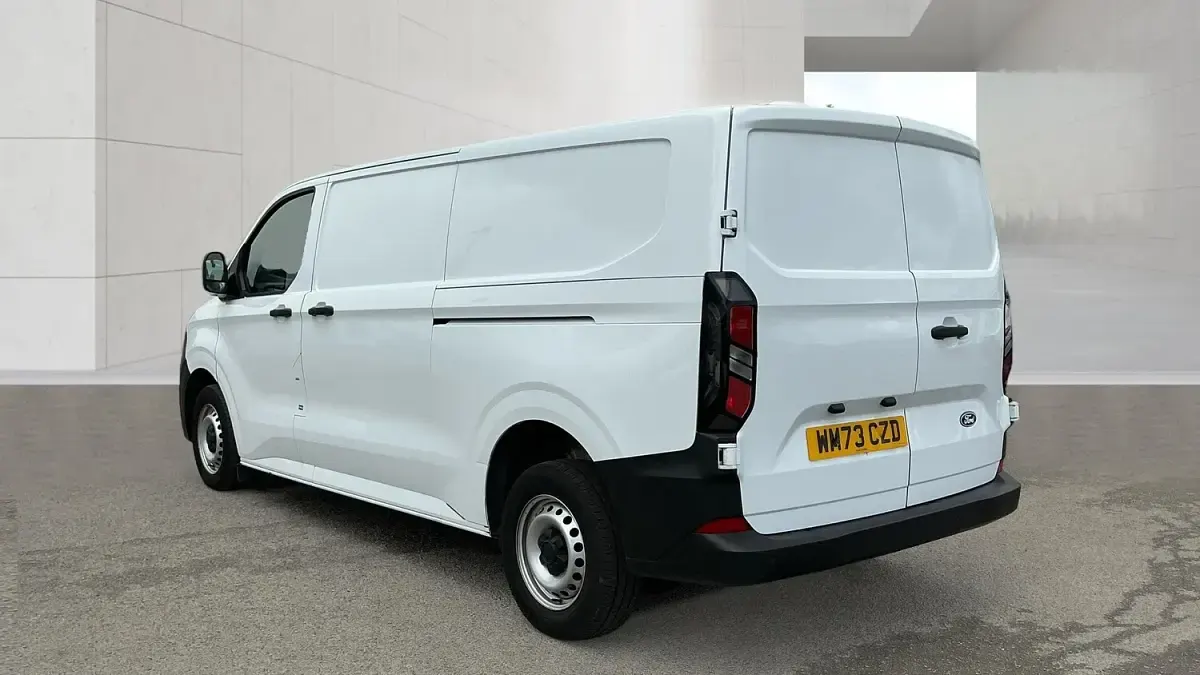Used Ford Transit Custom 136 HP (100 kW) 2024 White Van