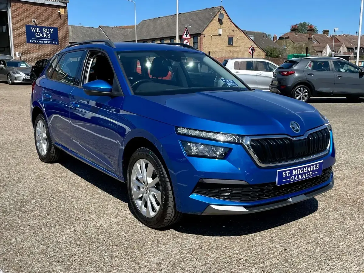 Used Skoda Kamiq SE 115 HP (84 kW) 2020 Blue SUV
