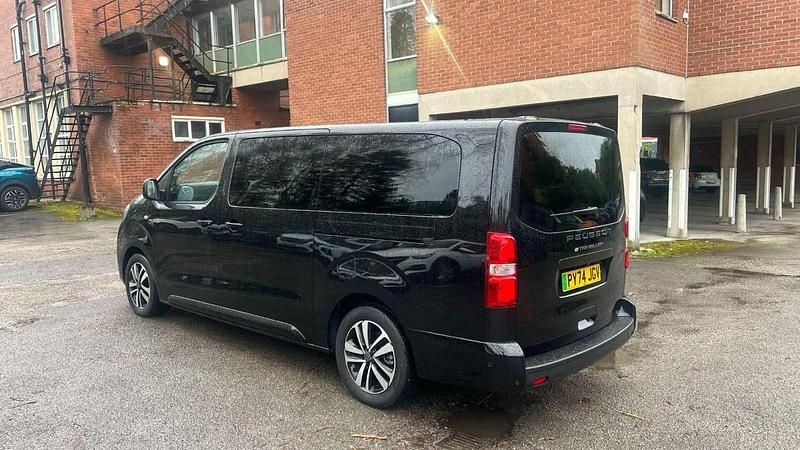 Used Peugeot e-Traveller Allure 98 kW (134 HP) 2025 Black MPV