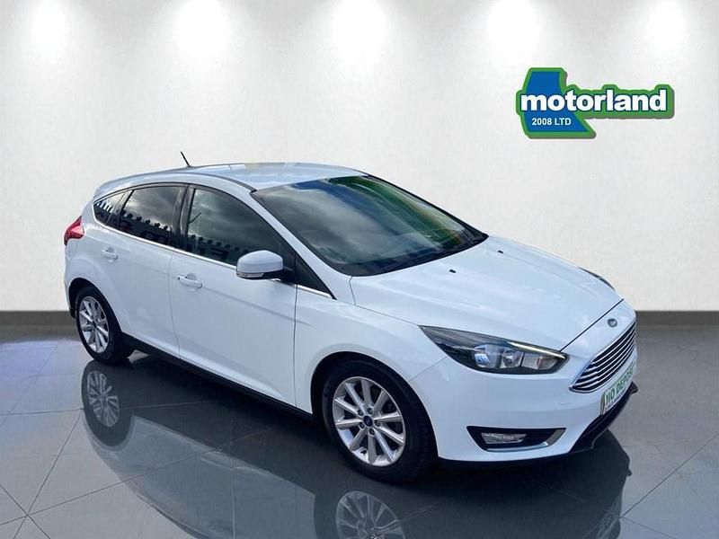 White Used 2017 Ford Focus Titanium Hatchback | £7,999 (Fair price) - Image 1/3