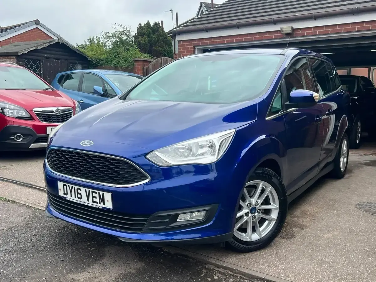 Used Ford Grand C-Max Zetec 2016 Blue MPV