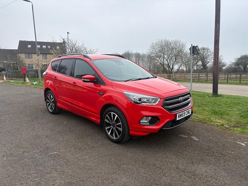 Used Ford Kuga ST-Line 150 HP (110 kW) 2019 Red SUV