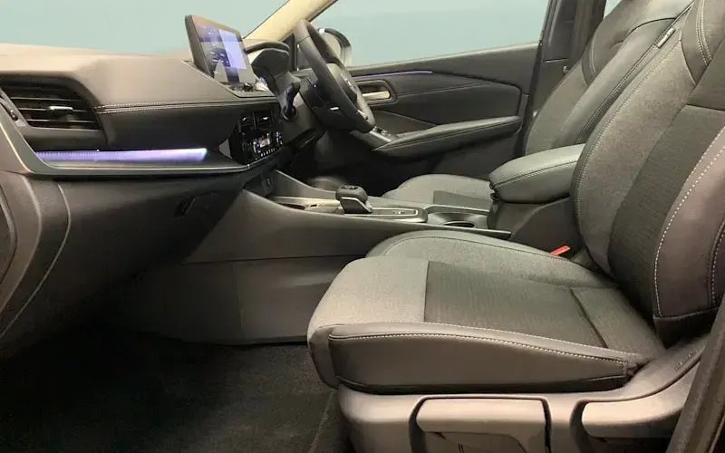 New Nissan Qashqai N-Connecta 158 HP (116 kW) 2025 Black SUV