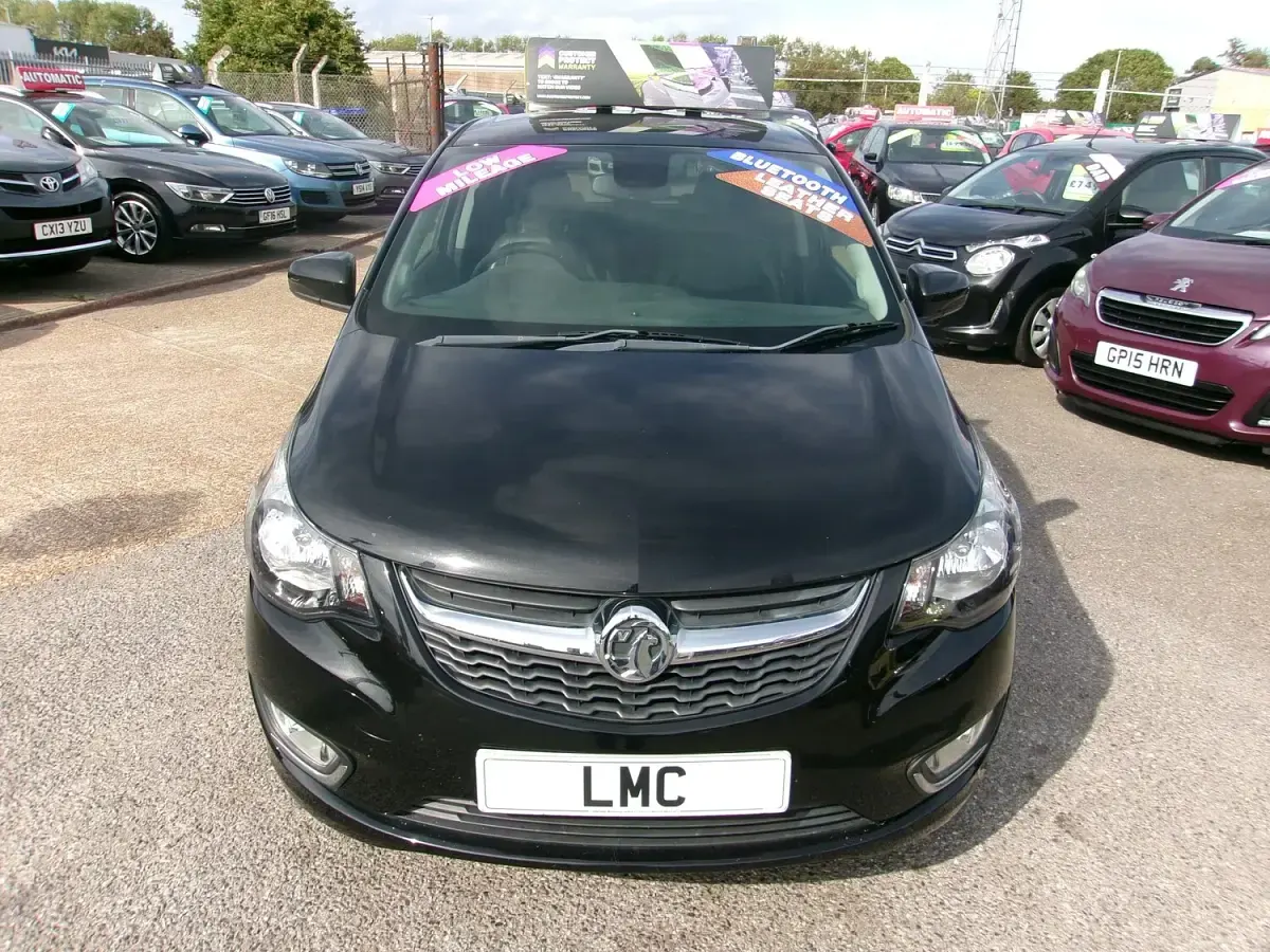 Used Vauxhall Viva 75 HP (55 kW) 2018 Black Hatchback
