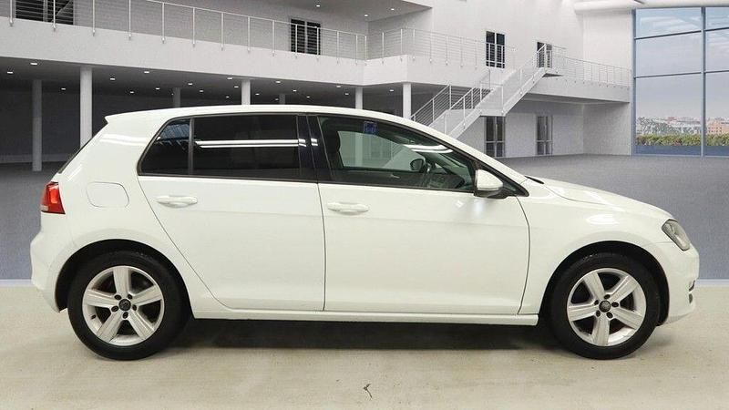 Used VW Golf VII Match 2015 White Hatchback