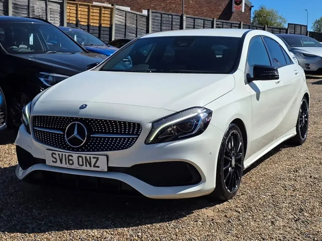 Used Mercedes A200 AMG line 2016 White Hatchback