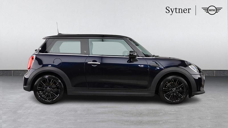 Used Mini Cooper Exclusive 134 HP (98 kW) 2024 Black Hatchback