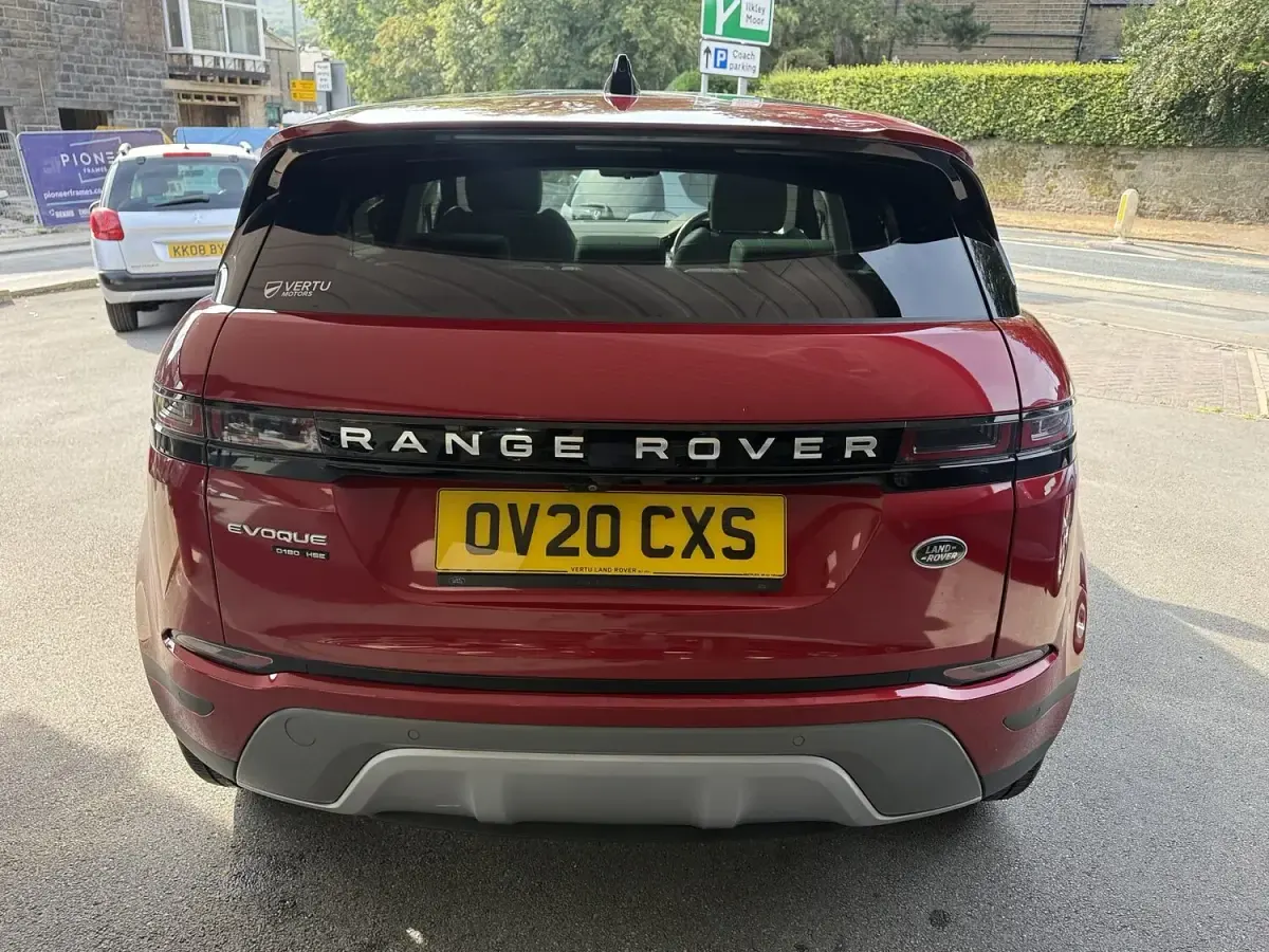 Used Land Rover Range Rover evoque HSE 180 HP (132 kW) 2020 Red SUV