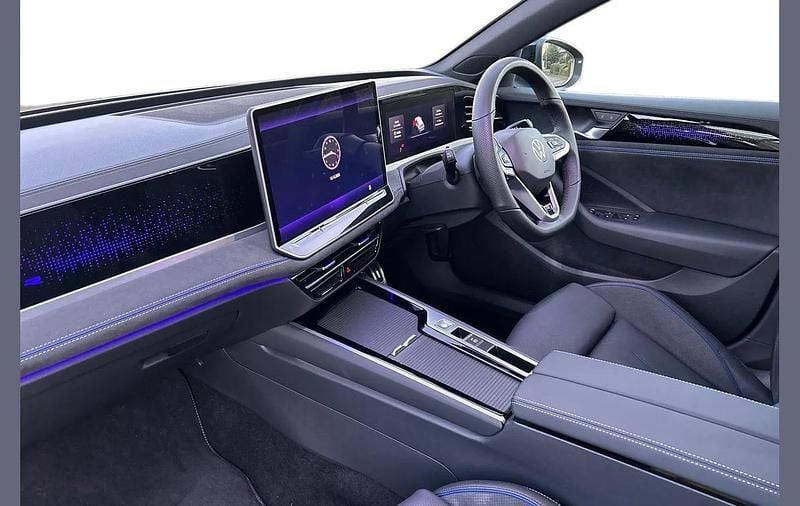 Used VW Passat Black Edition 204 HP (150 kW) 2025 Grey Estate