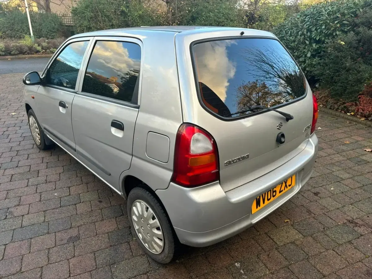 Used Suzuki Alto GL 61 HP (44 kW) 2006 Silver Hatchback