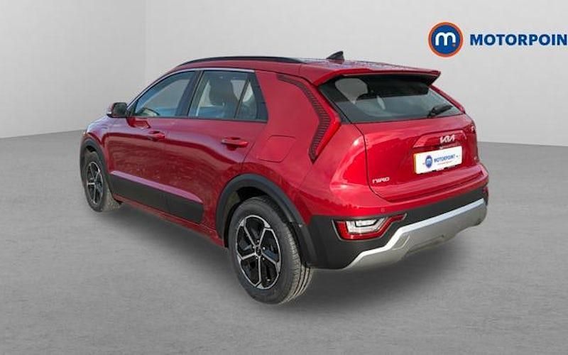 Used Kia Niro 182 HP (133 kW) 2023 Red SUV