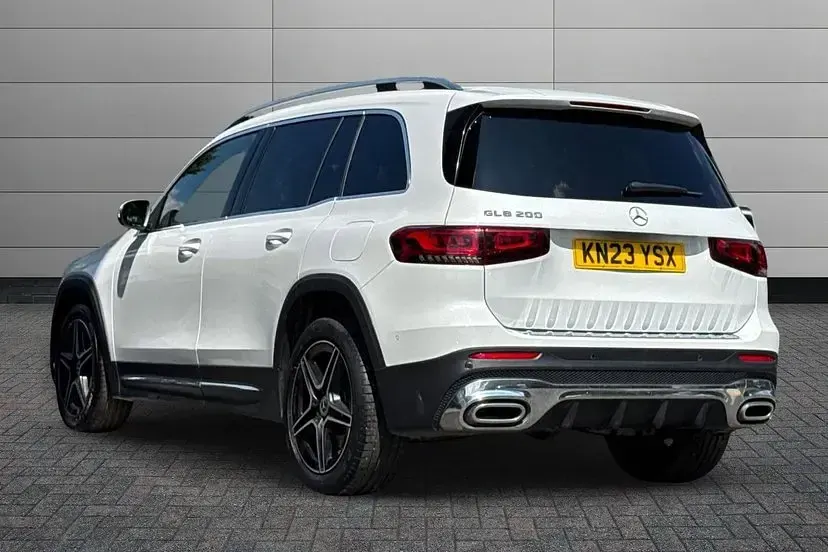Used Mercedes GLB200 Executive 161 HP (118 kW) 2023 White SUV