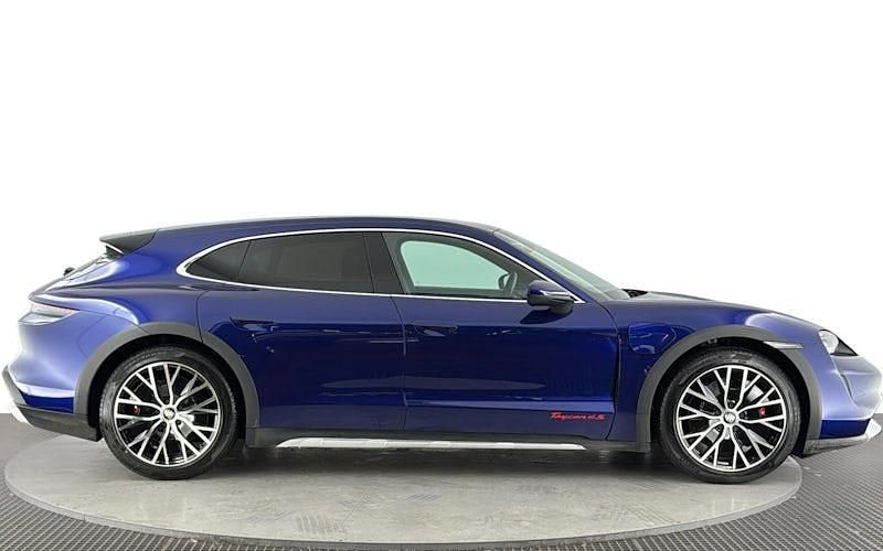 Used Porsche Taycan Cross Turismo 419 kW (571 HP) 2022 Blue Estate