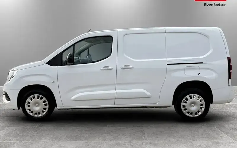 Used Vauxhall Combo 101 HP (74 kW) 2023 MPV
