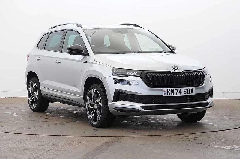 Brilliant silver metallic Used 2025 Skoda Karoq SportLine SUV | £29,295 (Fair price) - Image 1/4