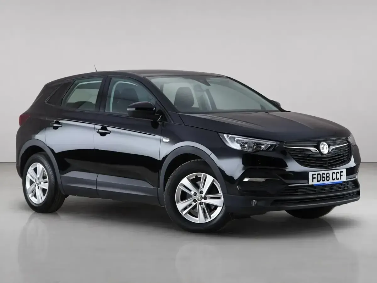 Used Vauxhall Grandland X S 131 HP (96 kW) 2019 SUV