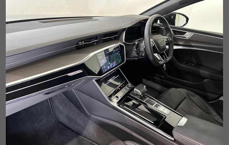 Used Audi A7 Black Edition 261 HP (191 kW) 2023 Grey Sedan