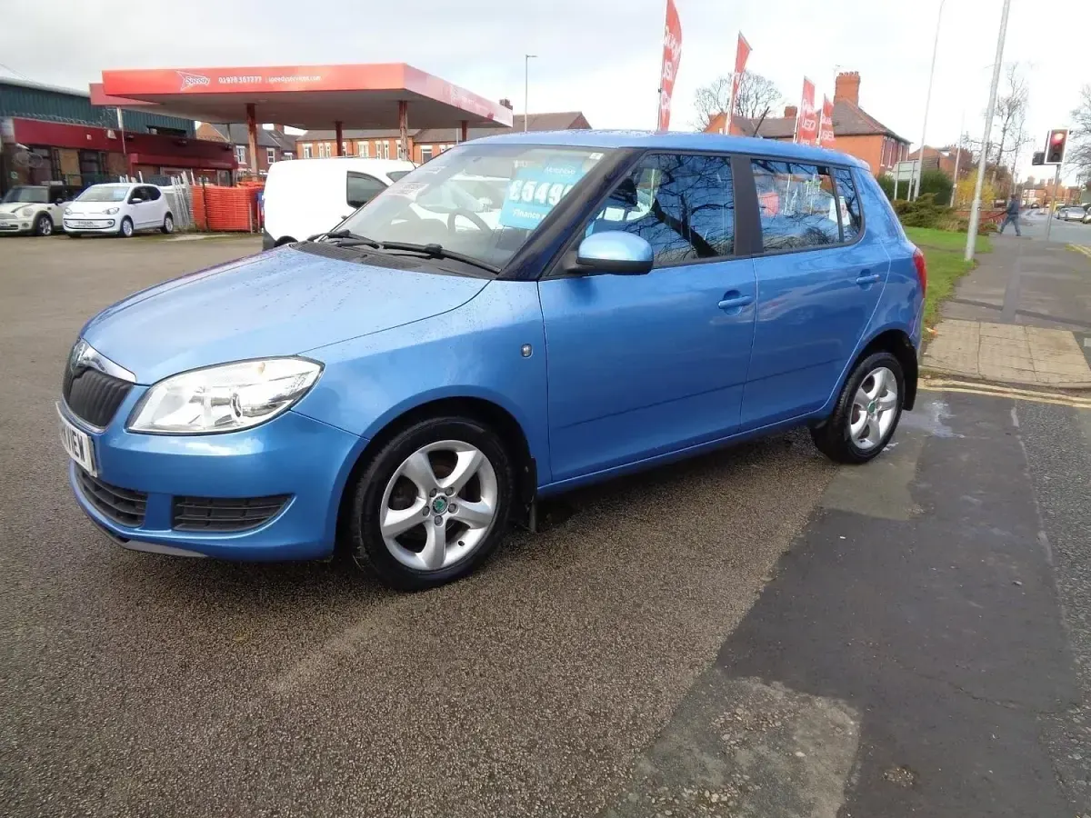 Used Skoda Fabia SE 2013 Blue Hatchback