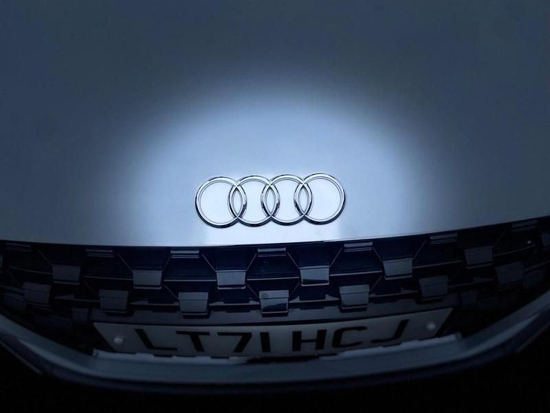 Used Audi TT Roadster S-Line 245 HP (180 kW) 2021 White Cabriolet