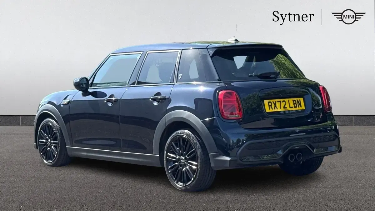 Used Mini Cooper S Exclusive 192 HP (141 kW) 2022 Black Hatchback