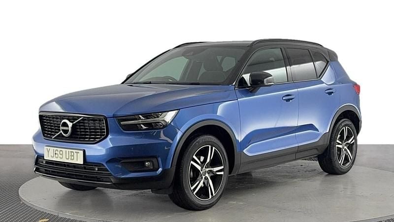 Blue Used 2019 Volvo XC40 R-Design SUV | £20,305 (Fair price) - Image 1/4