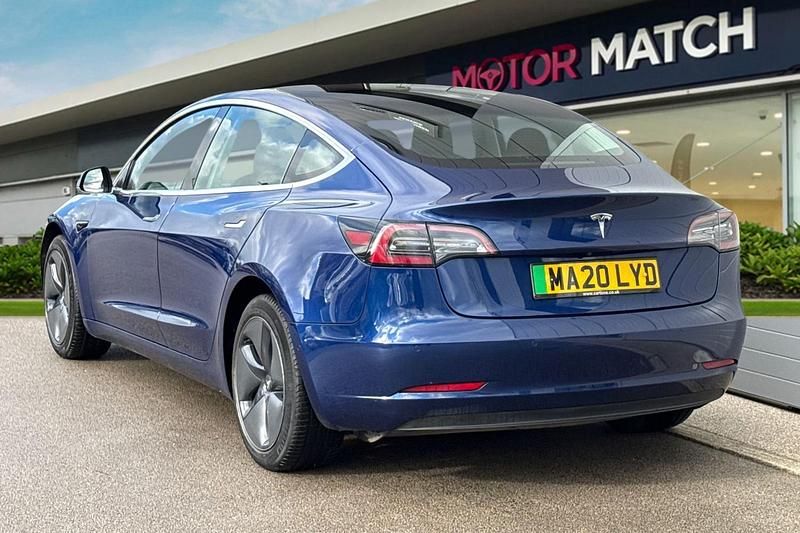 Used Tesla Model 3 Standard Range Plus 177 kW (241 HP) 2020 Blue Sedan