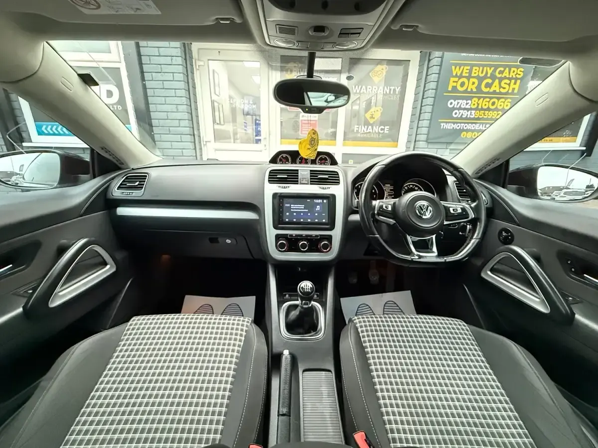 Used VW Scirocco S 125 HP (91 kW) 2014 Silver Coupe