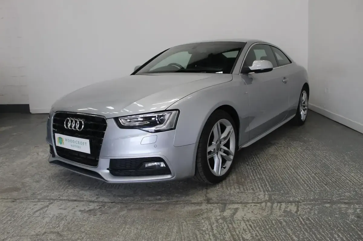 Used Audi A5 S-Line 177 HP (130 kW) 2014 Silver Coupe