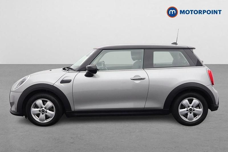Used Mini Cooper Classic 136 HP (100 kW) 2022 Silver Hatchback