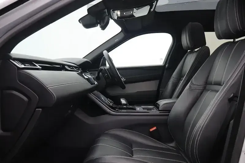 Second-hand Land Rover Range Rover Velar HSE Dynamic 2023 Argintiu SUV