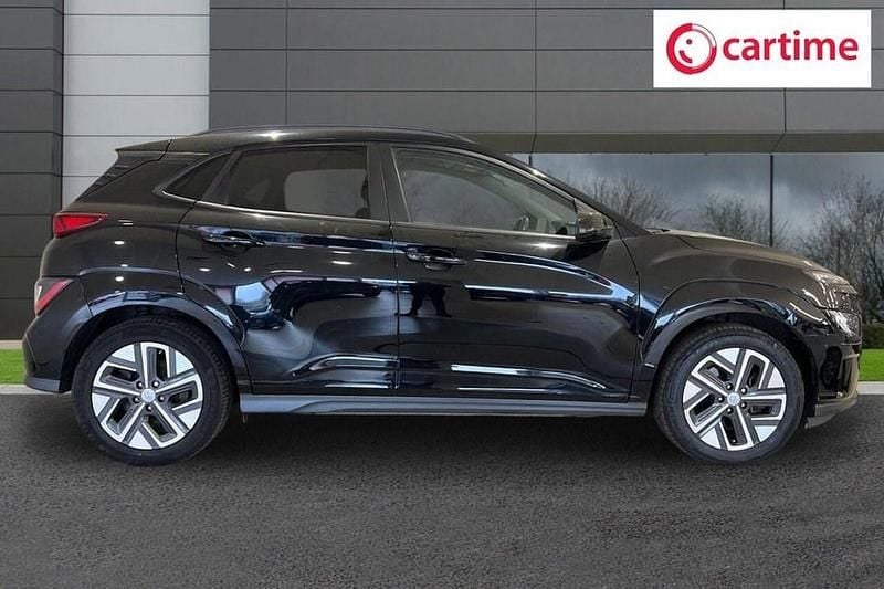 Second-hand Hyundai Kona Premium 150 kW (204 CP) 2022 Negru SUV