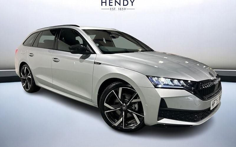Used 2025 Skoda Octavia SportLine Estate | £30,999 - Image 1/4