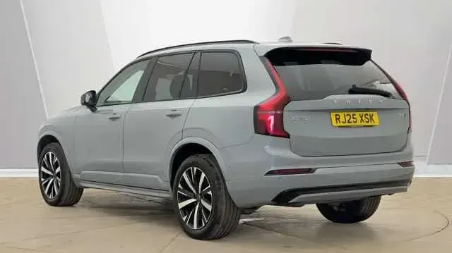 Used Volvo XC90 Plus 247 HP (181 kW) 2026 SUV