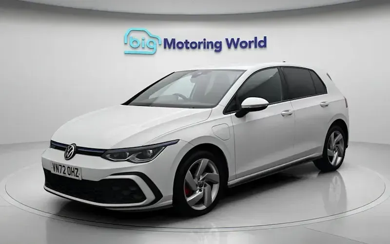 Used VW Golf VIII GTE 245 HP (180 kW) 2024 Hatchback