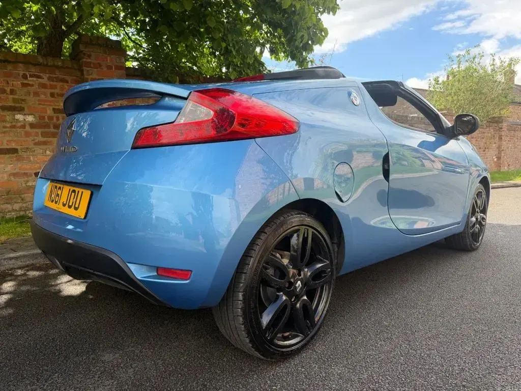 Used Renault Wind GT-Line 133 HP (97 kW) 2011 Blue Cabriolet