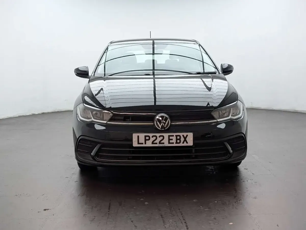 Used VW Polo Life 95 HP (69 kW) 2022 Black Hatchback
