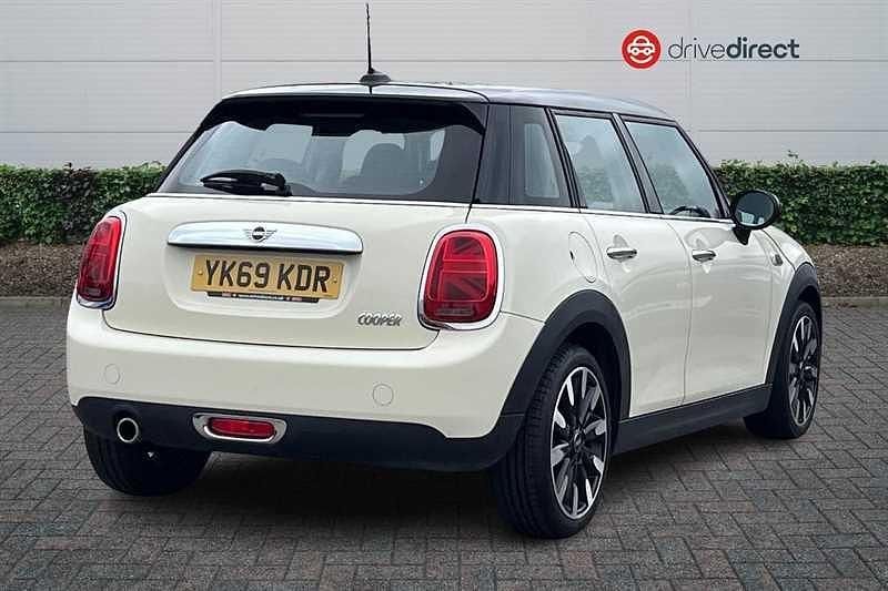 Used Mini Cooper Exclusive 136 HP (100 kW) 2020 White Hatchback