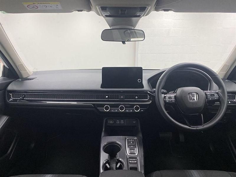 Used Honda Civic Elegance 182 HP (133 kW) 2022 White Hatchback