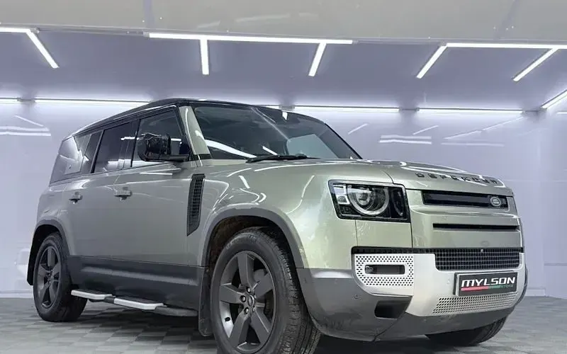 Usado Land Rover Defender First Edition 241 CV (177 kW) 2020 SUV