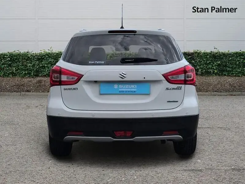 Usado Suzuki SX4 S-Cross SZ5 140 CV (102 kW) 2020 Blanco SUV