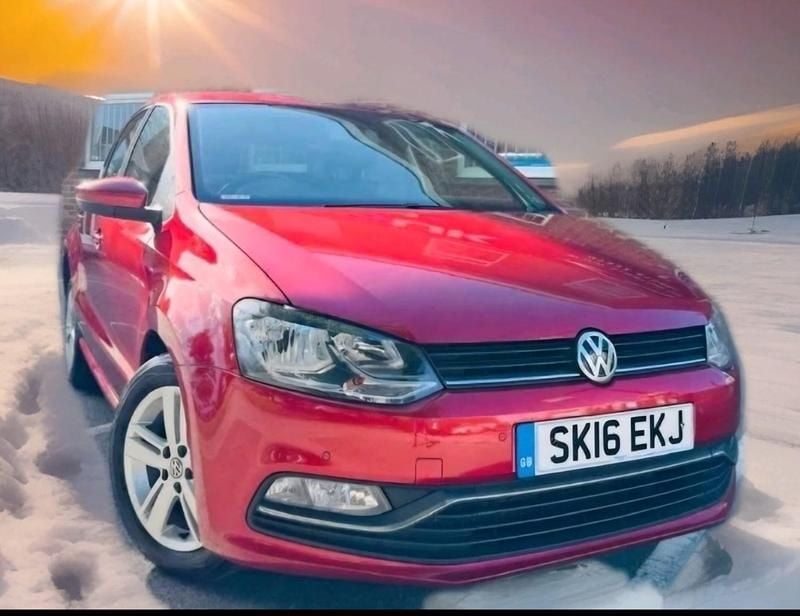 Used VW Polo SE 2016 Red Hatchback