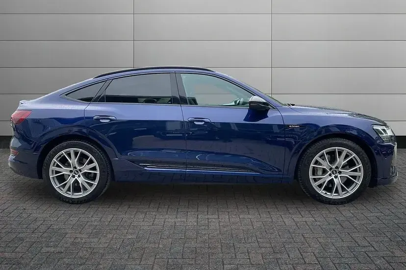Used Audi e-tron Black Edition 230 kW (313 HP) 2022 Blue SUV